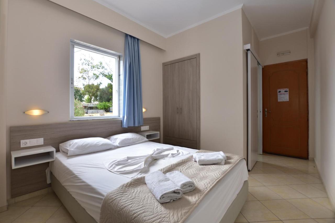 Flisvos Rooms Palaiochora Esterno foto